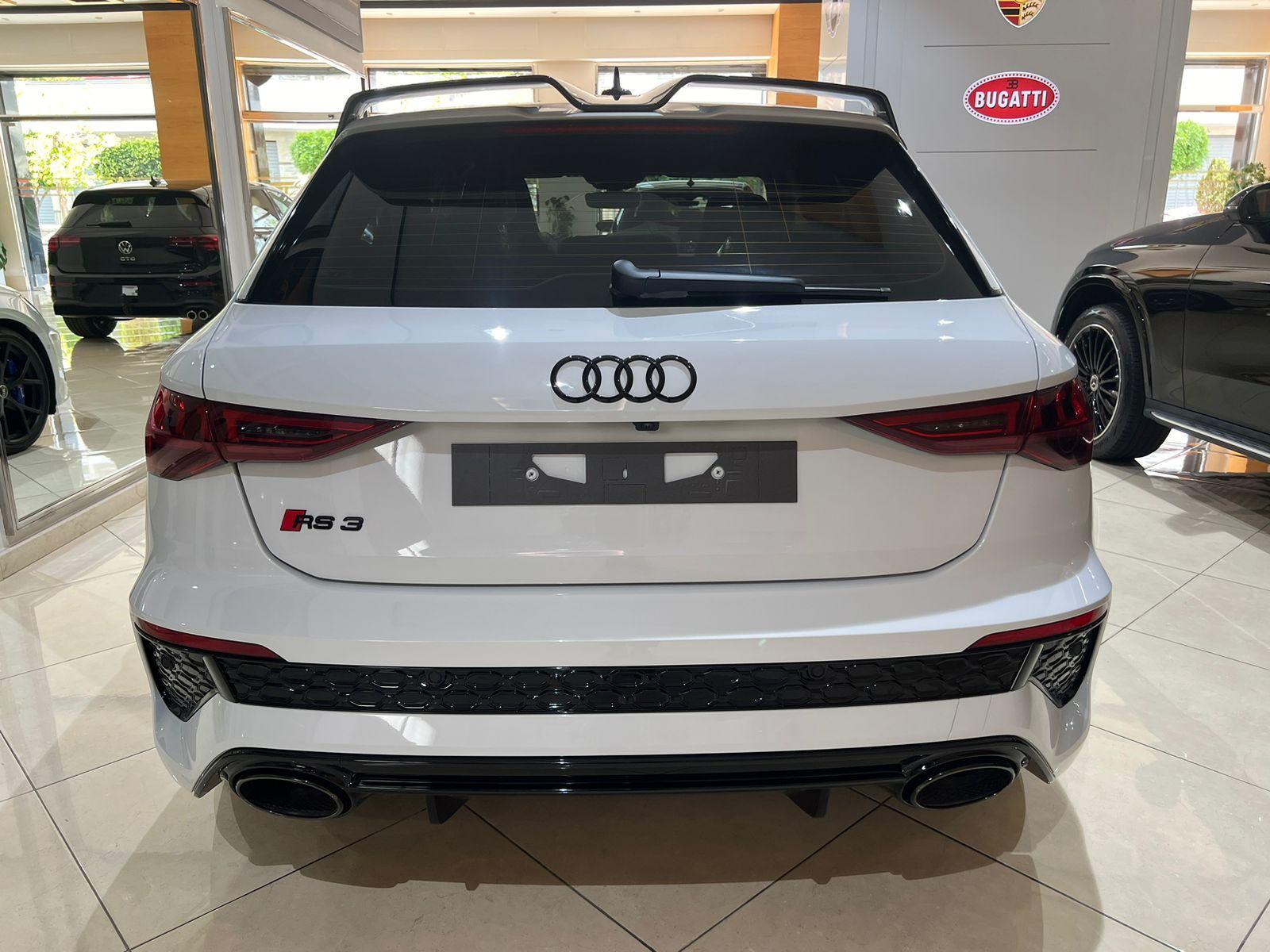 AUDI RS Q3